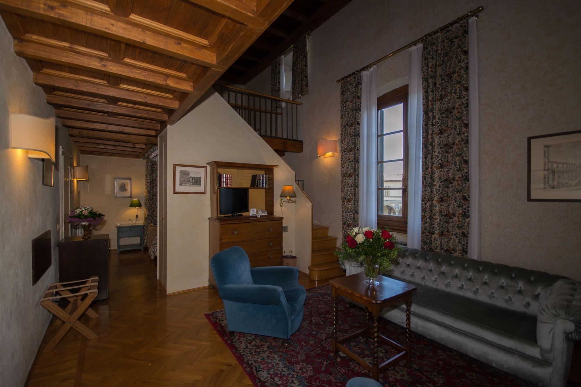 Hotel Loggiato Dei Serviti Florenz