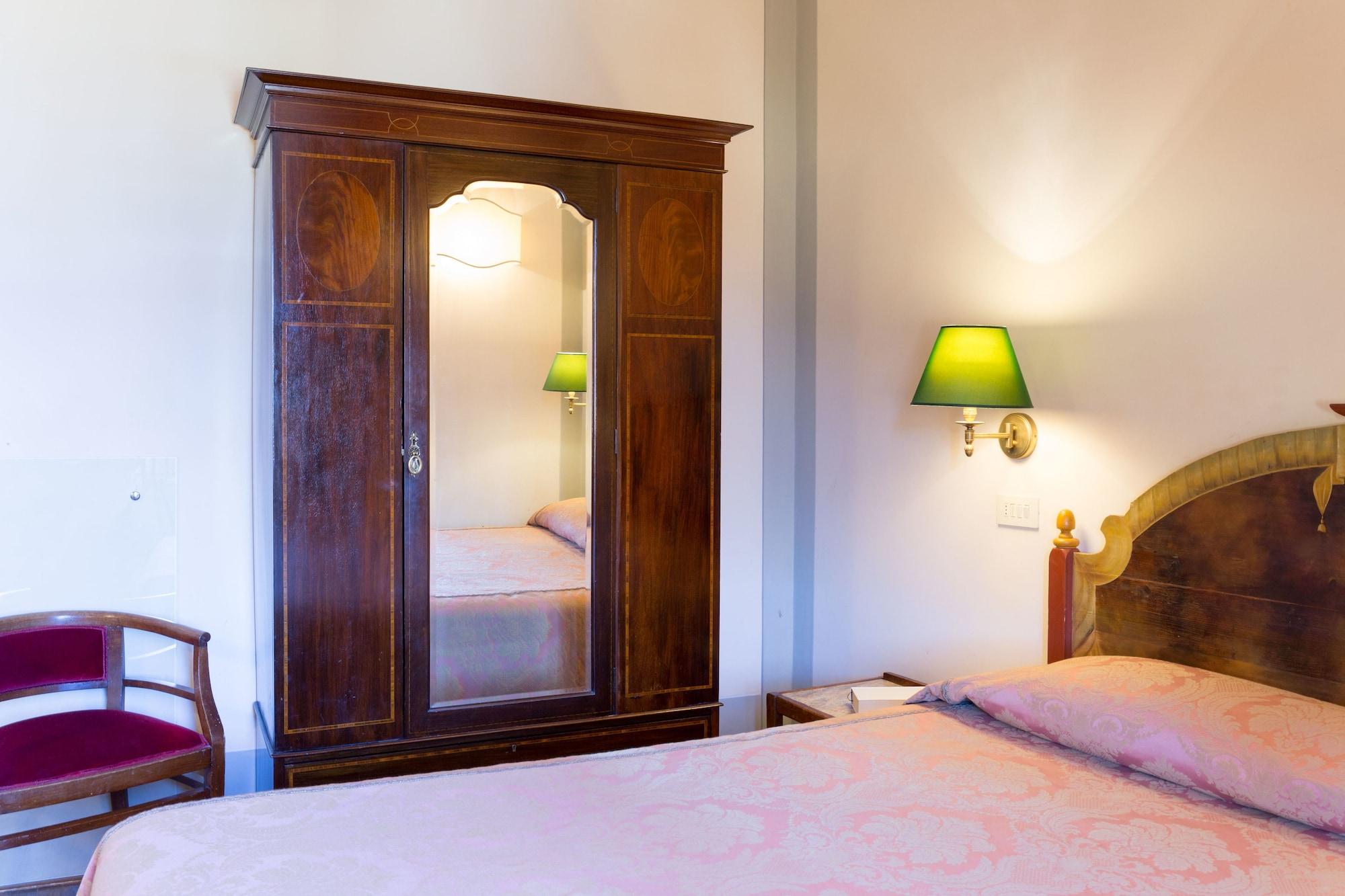 Loggiato Dei Serviti Florenz